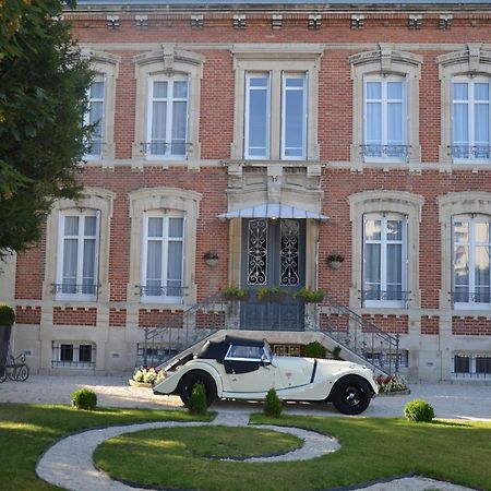 Отель La Demeure De Charme Труа Экстерьер фото