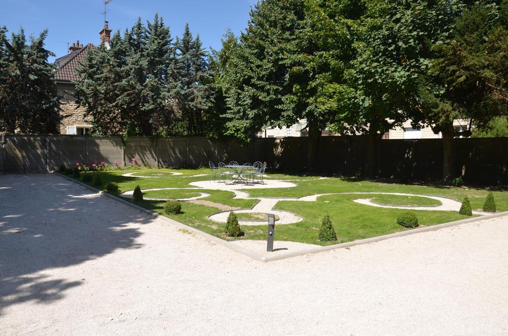 Отель La Demeure De Charme Труа Экстерьер фото