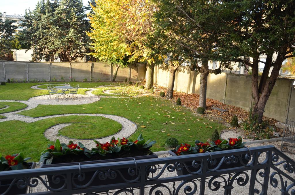 Отель La Demeure De Charme Труа Экстерьер фото